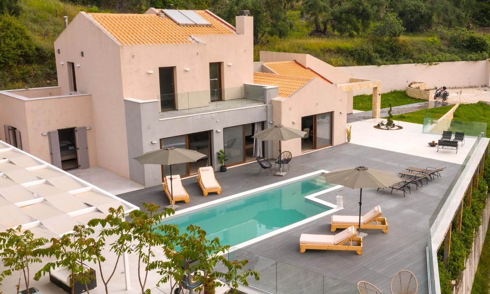 A spacious, contemporary villa with lovely country views.