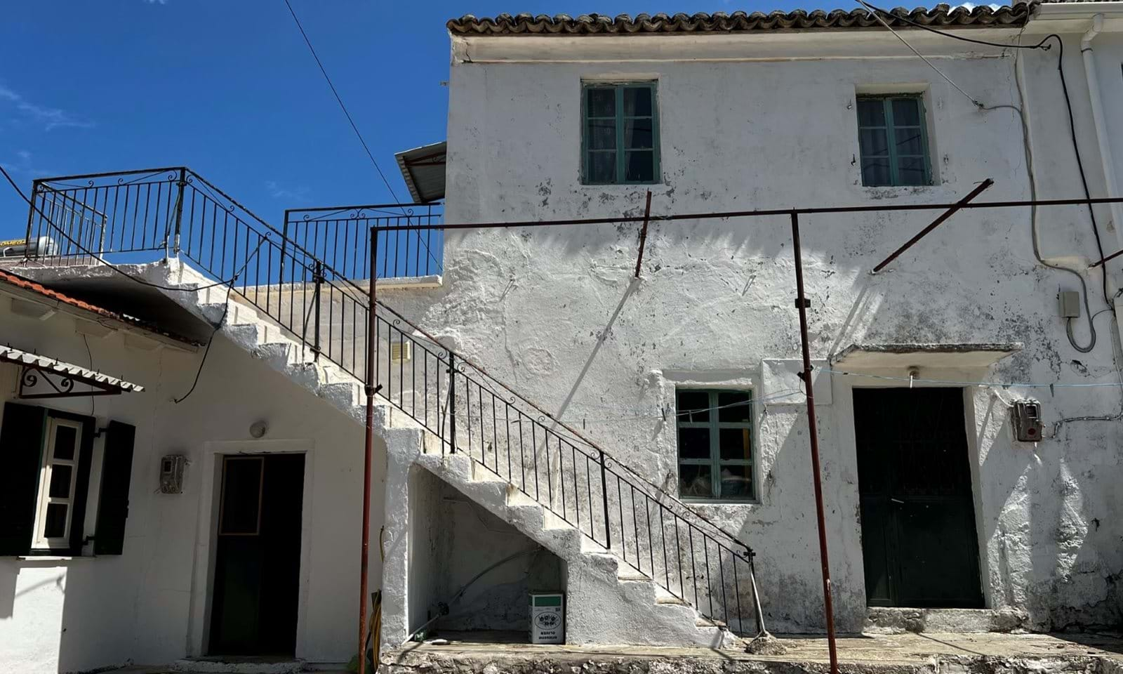 This beautiful old building divided into two parts could be joined together to make one larger house or kept as two separate buildings.