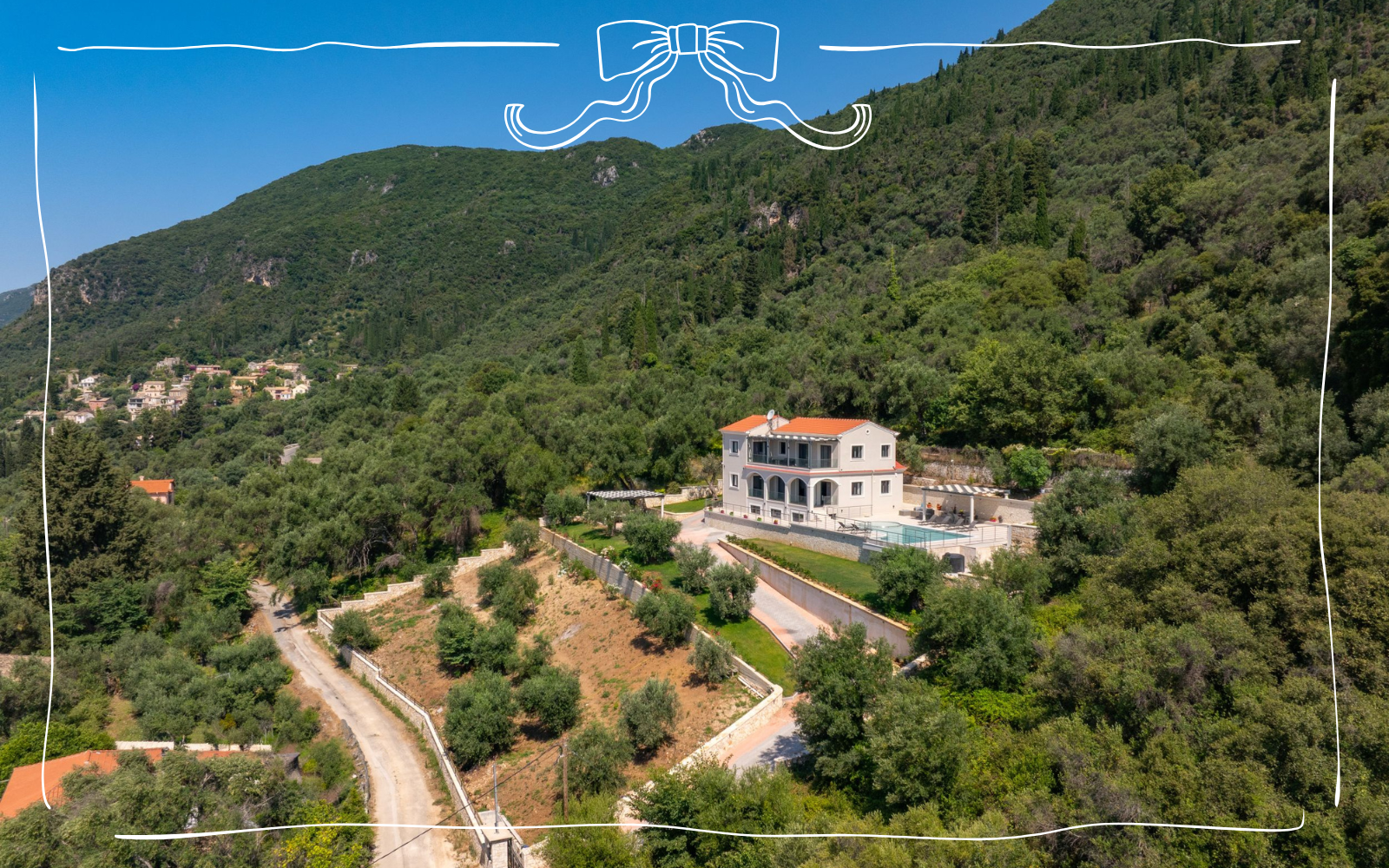 HELIOS, Agios Markos, Corfu, 2,700,000 €, 4 Bedrooms 4 Bathrooms, Land size - 3700m2. A luxurious villa with a large swimming pool and incredible, far-reaching sea views.