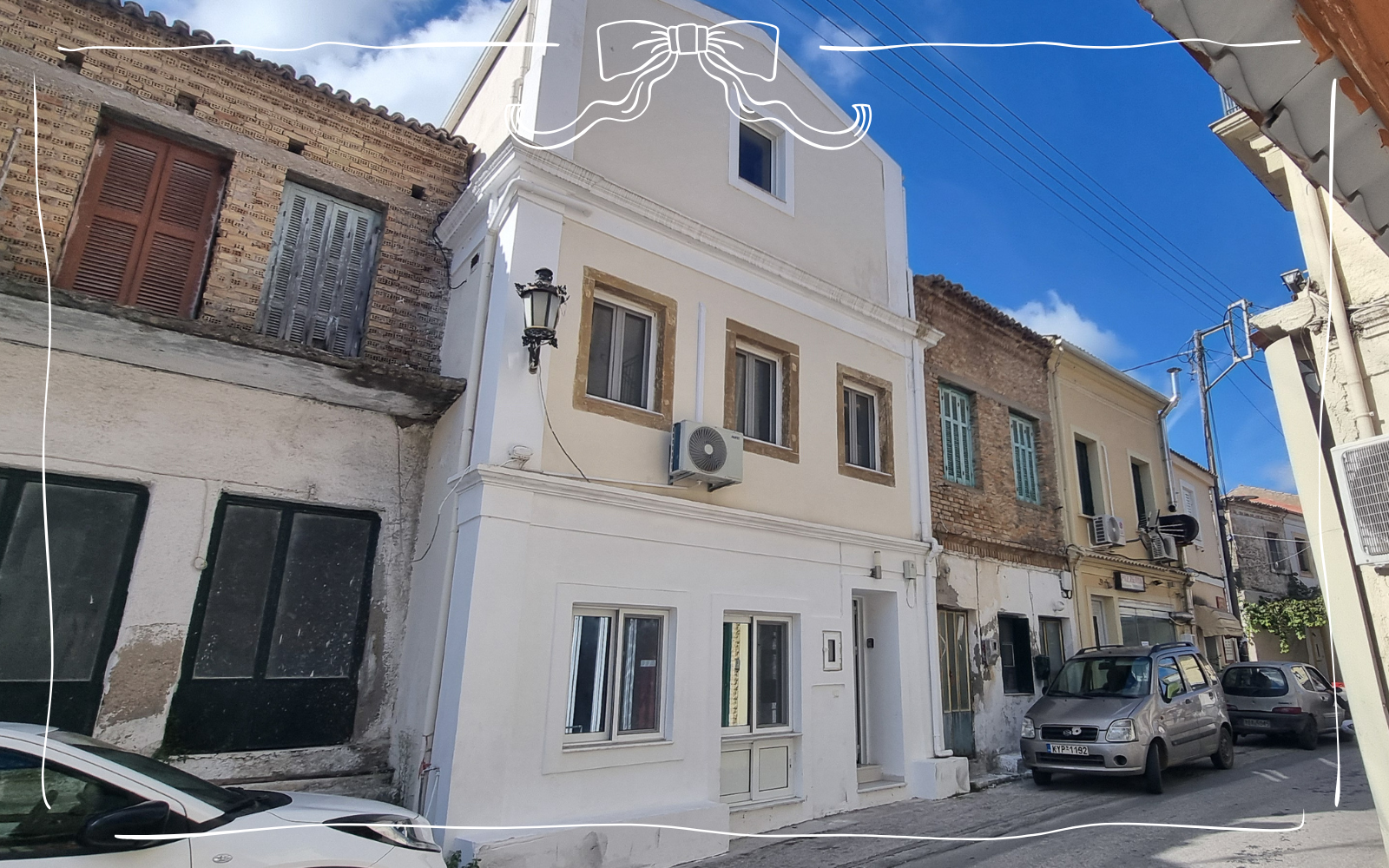 ASPRO, Perivoli, Corfu, 165,000 €, 3 Bedrooms 2 Bathrooms. A ready-to-move-in home within walking distance of local amenities and a short drive to local beaches.
