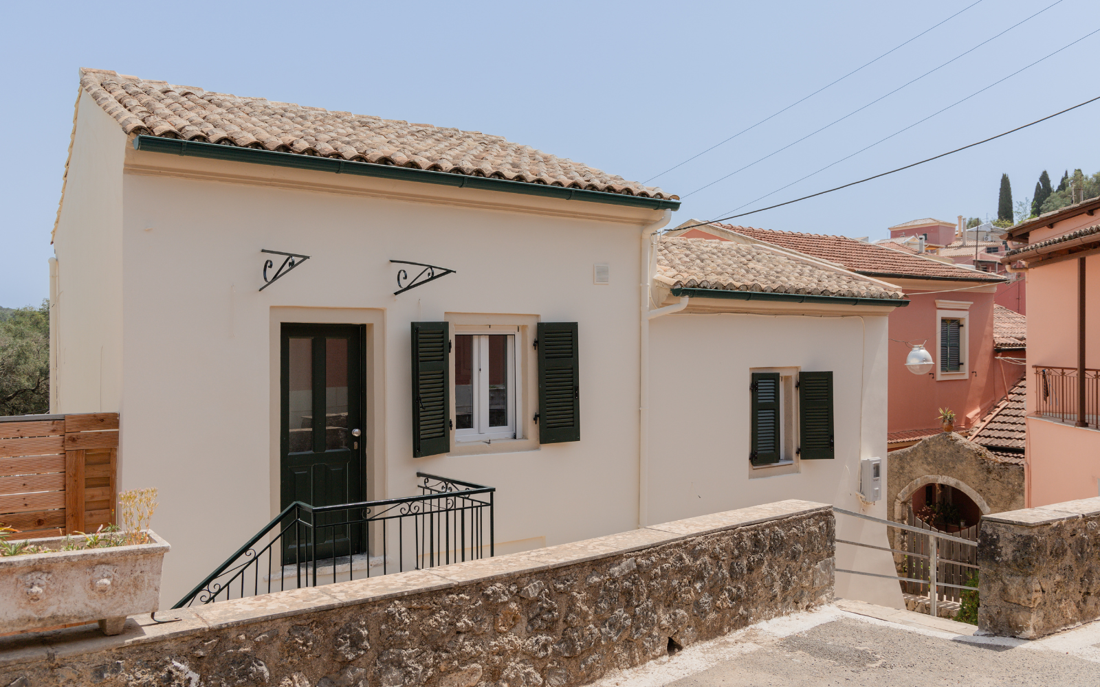PAPA SPIROS HOUSE, Kouramades, Corfu, 295,000 €