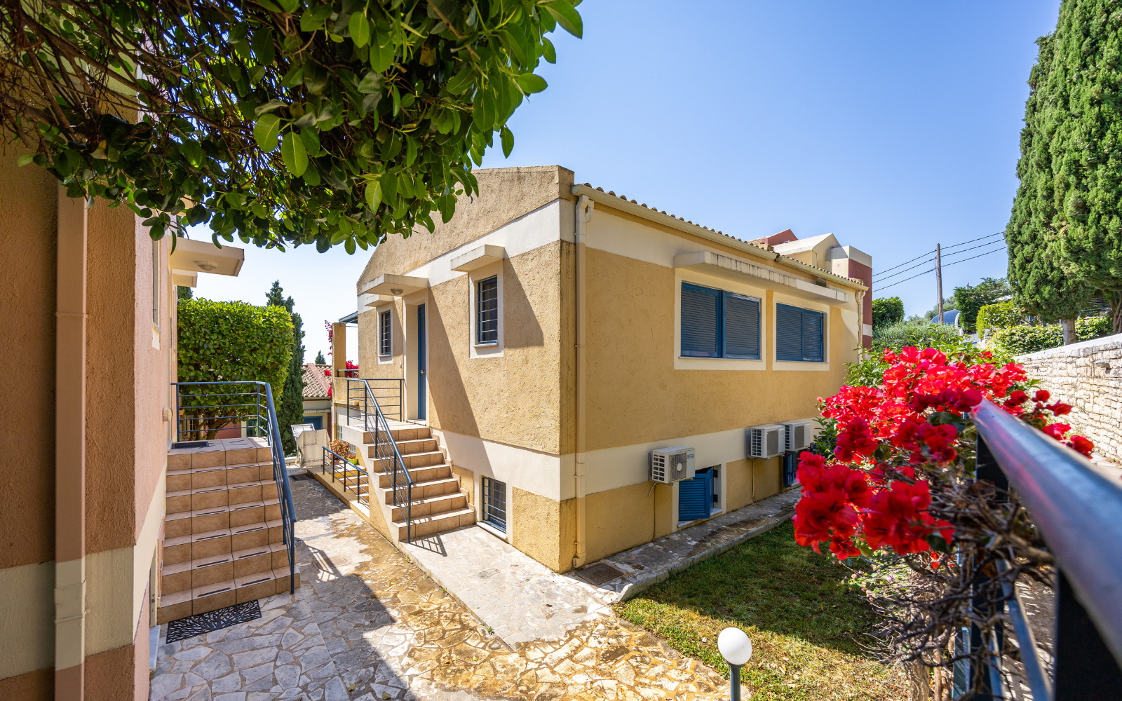 AKROGIALI APARTMENT, Barbati, 550,000 €