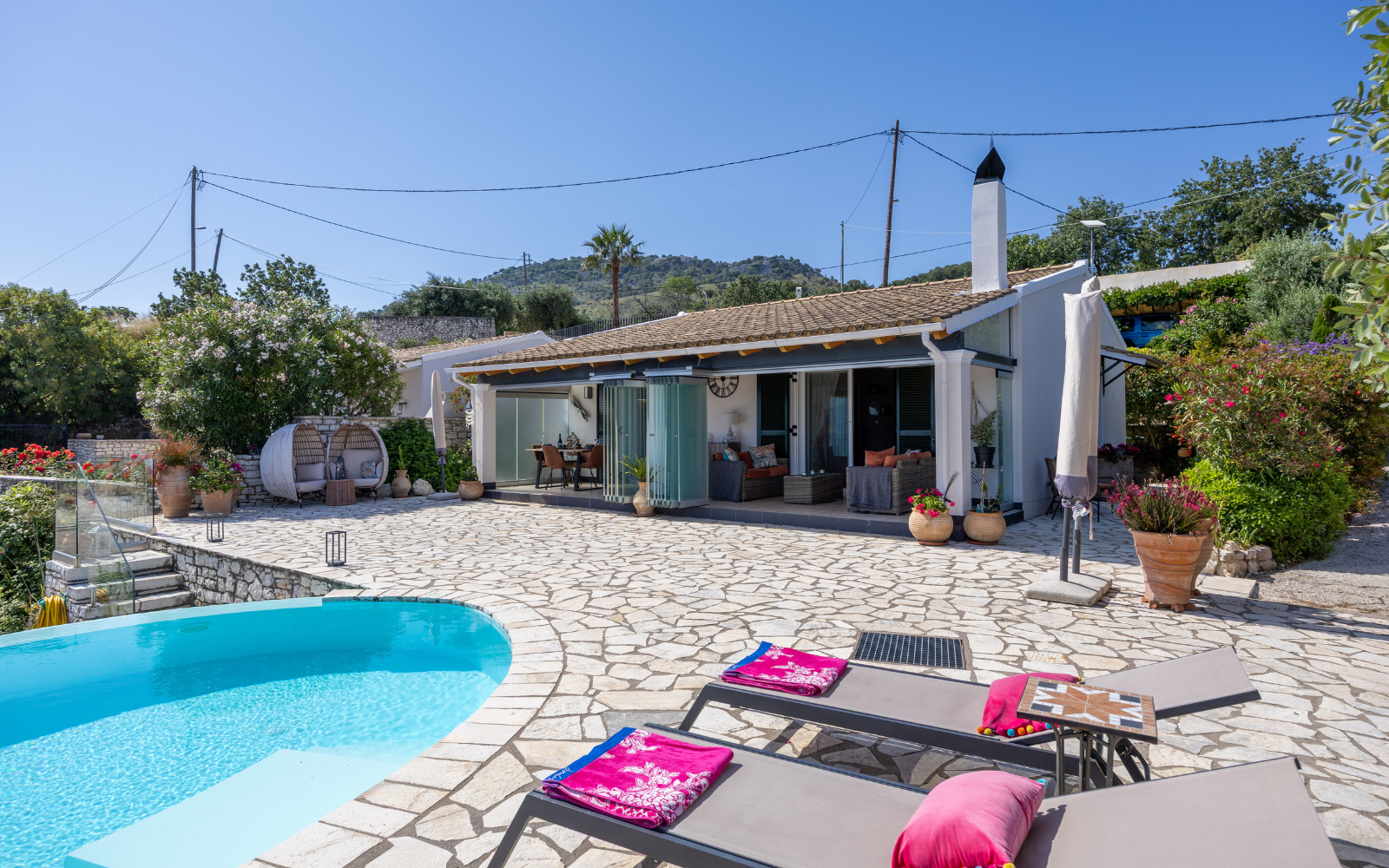VILLA VALERIA, Loutses, 379,000 €